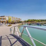 拉戈维达斯托姆哈勒度假酒店 度假村 4*