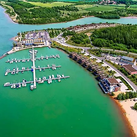 Resort Lagovida Das Ferienresort Am Stoermthaler See Grosspoesna