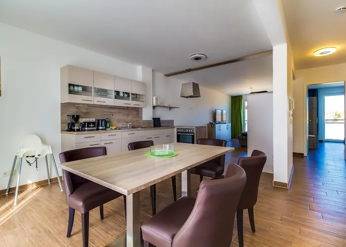 拉戈维达斯托姆哈勒度假酒店 4* 大珀斯纳